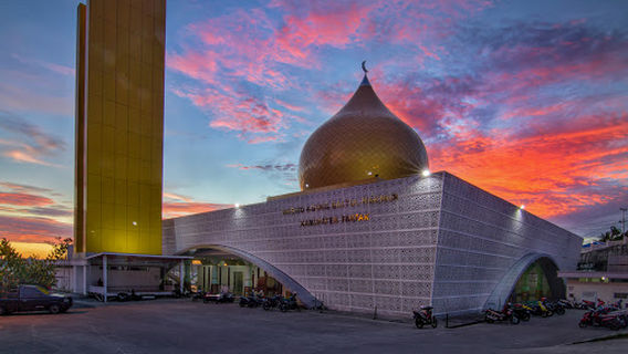 Baitul Makmur Great Mosque