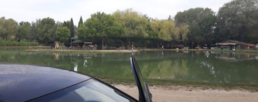 Etang De Peche Mallemort