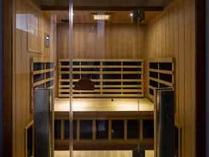 Breathe Salt & Sauna