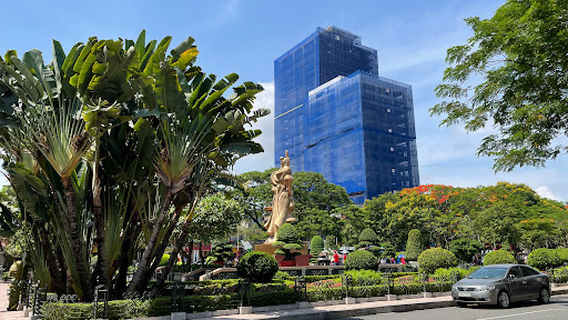 Statue of General Le Chan