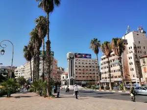 Der neue Uhrturm von Homs