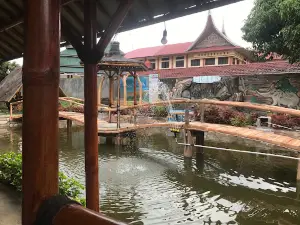 Wahana Bermain Rang Talu Car Wash