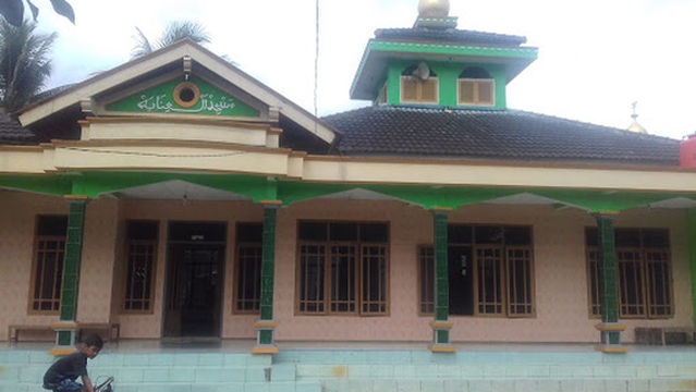 Masjid Al Inayah Bulutawon