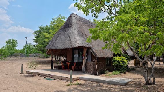 Senyati Safari Camp