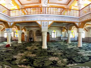 Abu Huraira mosque