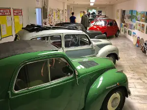 Max's Speedshops "Gurkenmuseum" & Trabantvermietung "Nordsee"