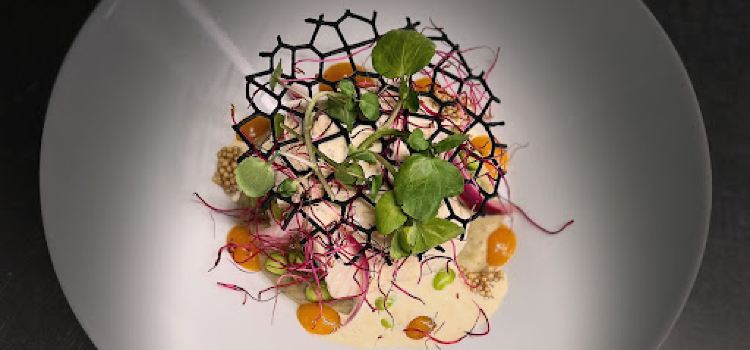 Le Baron Restaurant