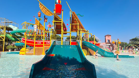 Beach and Sea Holiday Park