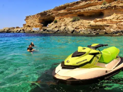 Ibiza Jet Ski Beach - Ibiza Tour y Excursiones