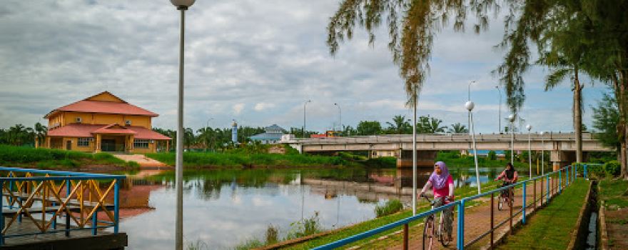 PENTAS DATARAN PARIT SULONG