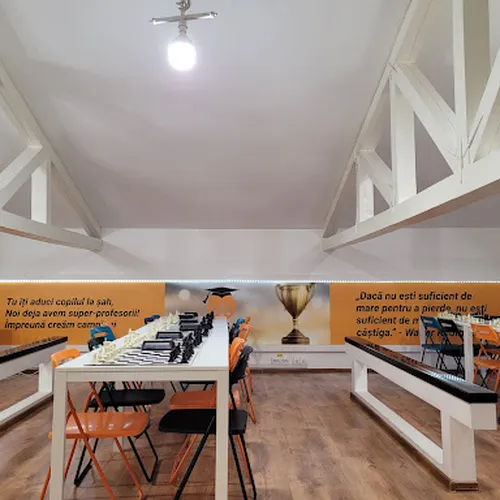 Scoala de Sah - Sediu Tineretului (Centru principal de antrenamente)