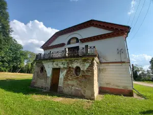 Raguvėlė Manor