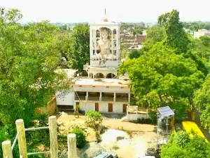 karan Chhapra Uttar Tola Shiv Mandir