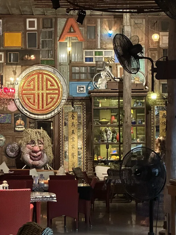 3_Junkyard Theatre Phuket