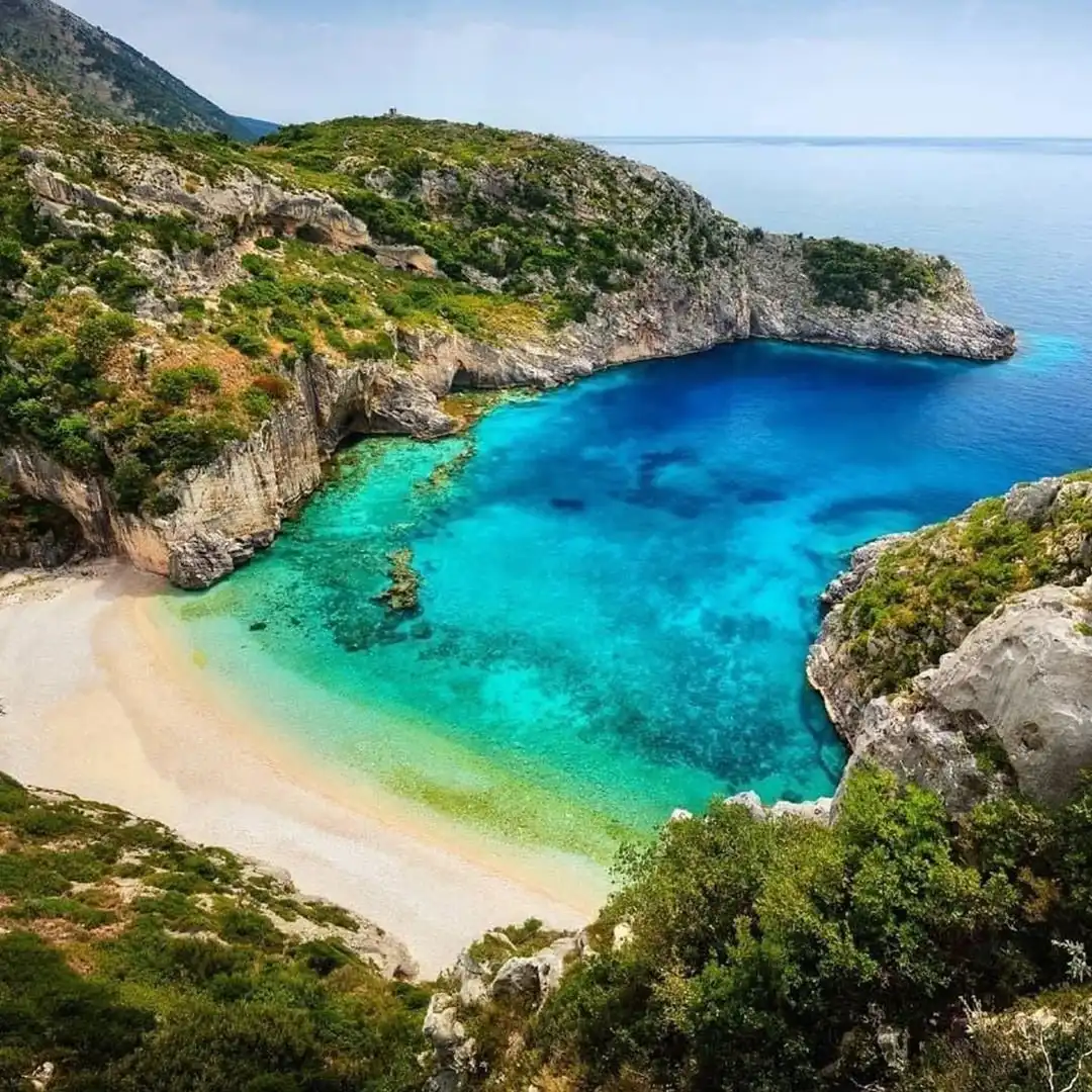 Hotels near Plazhi i Gjipesë
