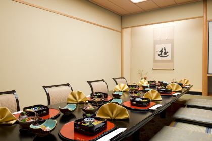 和泉(沖繩海港皇冠假日飯店內)