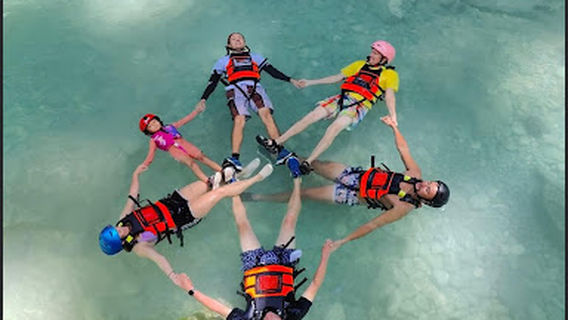 Cuestas Canyoneering