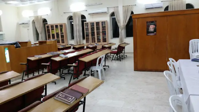 Chabad House Synagogue Hall Park '