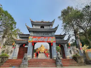 Chùa Hang