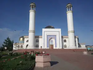 Tsentral'naya Mechet' Iman