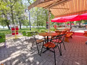 Alsóörs Községi Strand