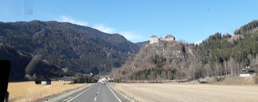 Kunst im öffentlichen Raum - Schuster/Kossek/Auner, Steiermark x 25 (Dürnstein)