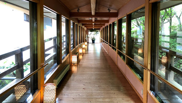 Itsutsubashi-no-sato