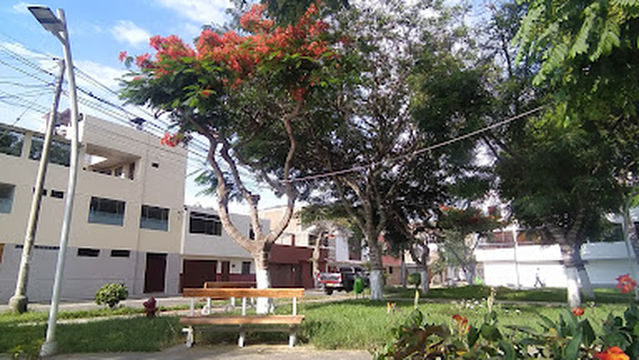 Garcilaso De La Vega Park