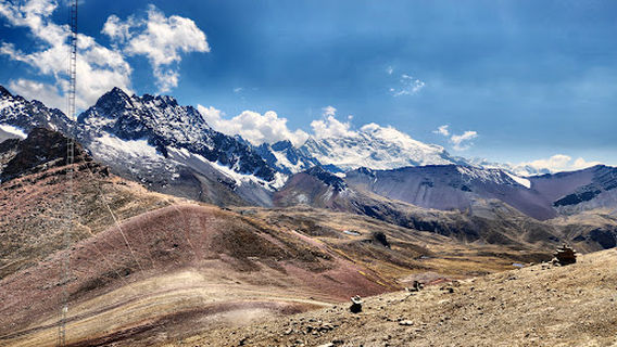 Rainbow Mountain Cusipata Trail Parking