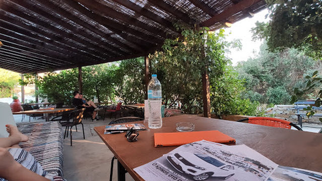 ANDROS CAMPING - ΜΠΟΥΣΗΣ ΣΤΑΜΑΤΗΣ - ΚΑΜΠΙΝΓΚ - ΑΝΔΡΟΣ