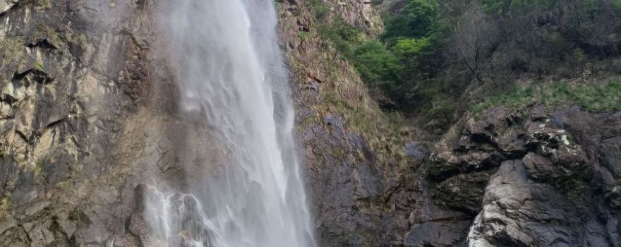 Guanmi Waterfall Scenic Spot in Guangze County