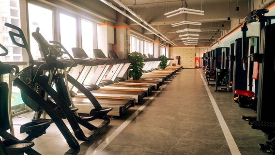 zi long you yong jian shen zhong xin