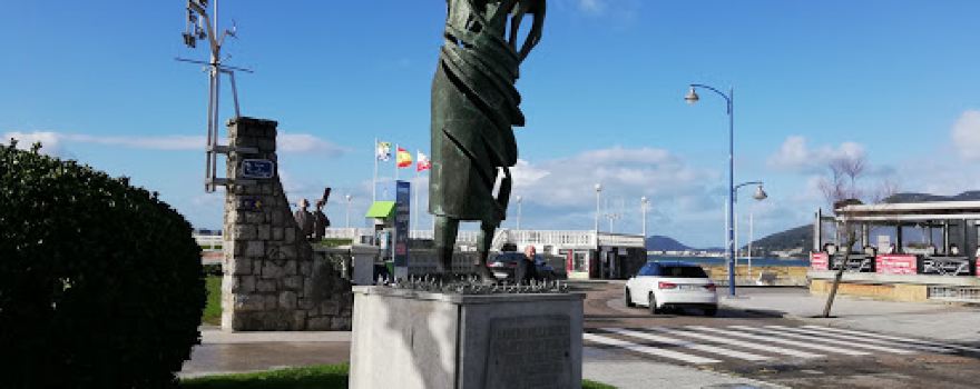 Parque a los Tres Pescadores