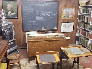 Pioneer Krier Museum