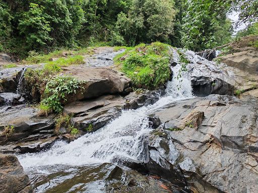 Adventure LK white water rafting kitulgala sri lanka