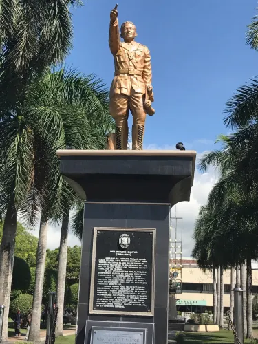 Plaza Heneral Santos