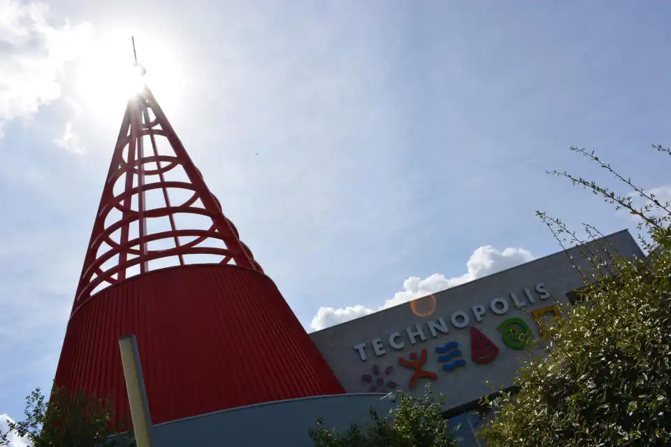 4_Technopolis