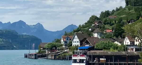 Hotels in Quarten