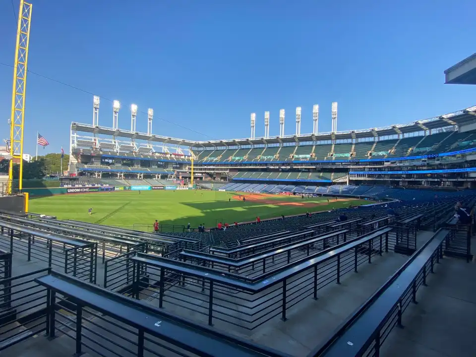 2_Progressive Field