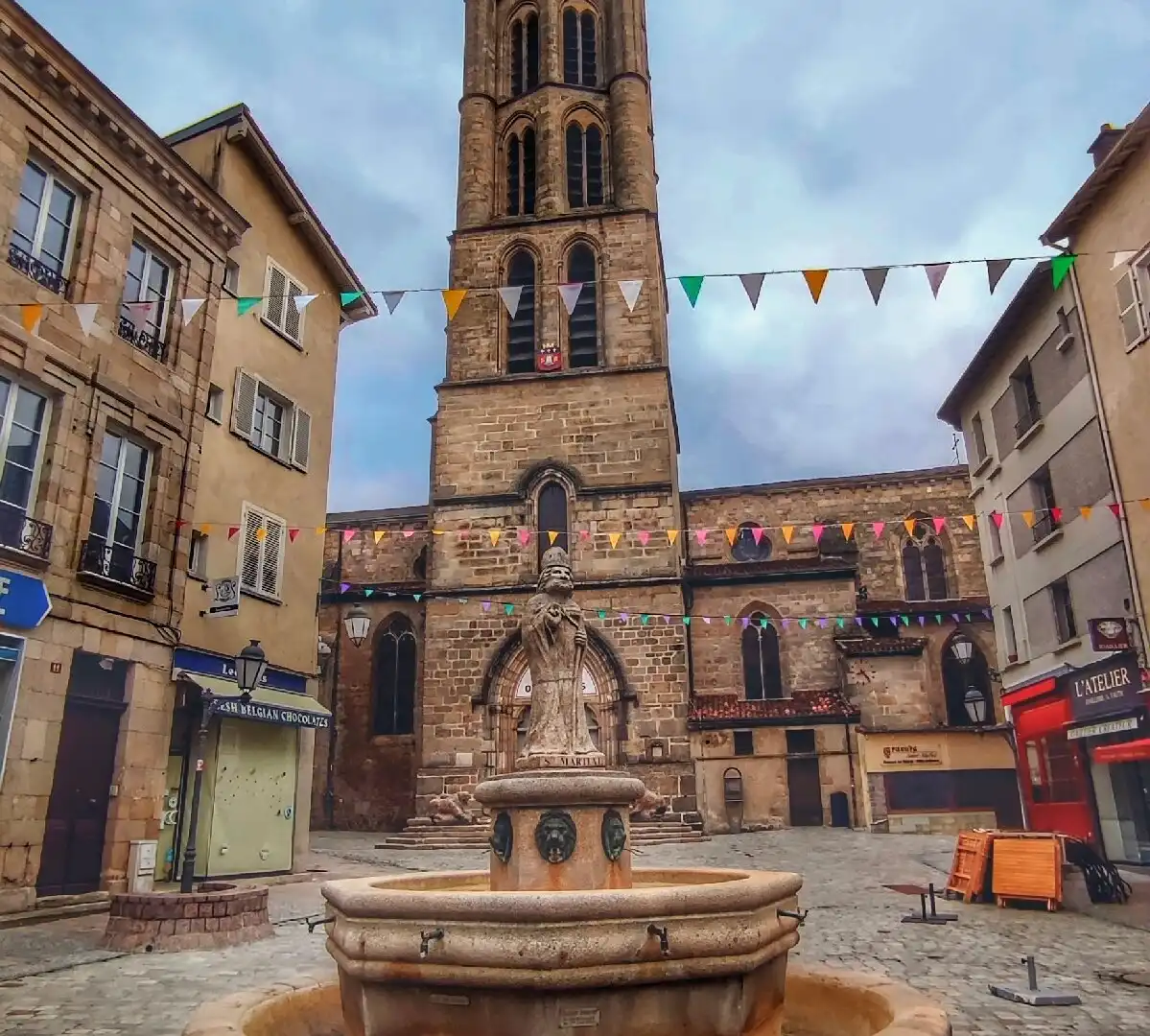 Hotels near Eglise St. Michel des Lions