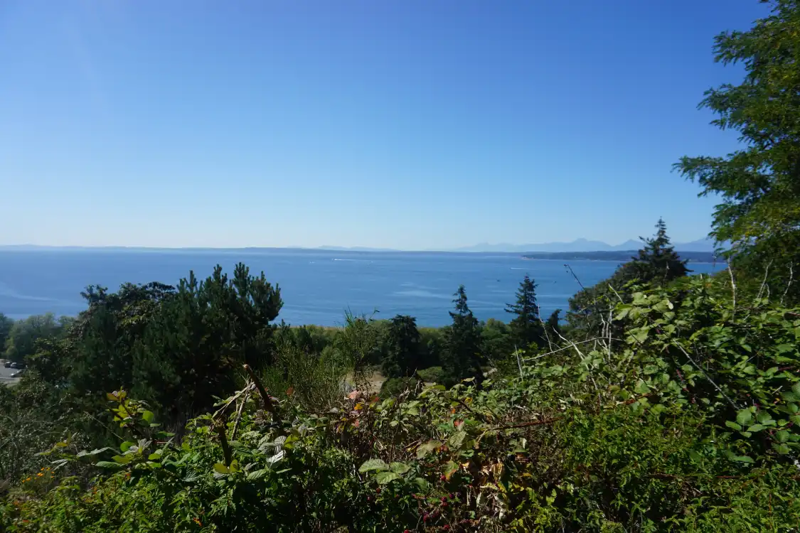 Các khách sạn gần Richmond Beach Saltwater Park
