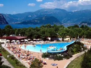 Il Lido Iseo Beach Resort
