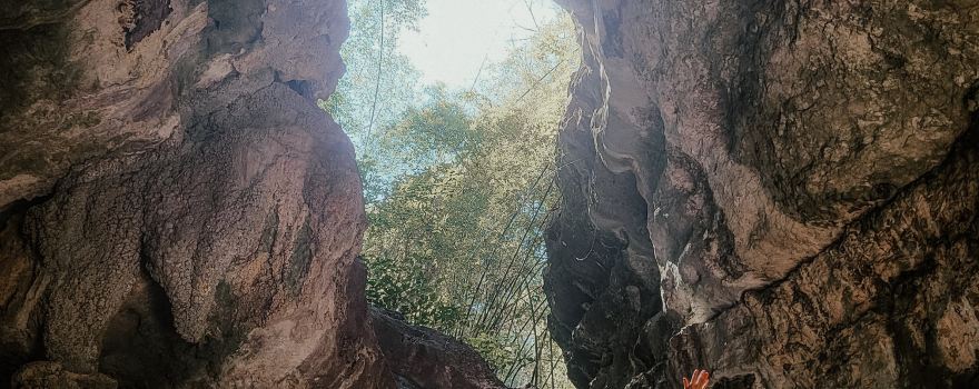 Batu Cermin Cave