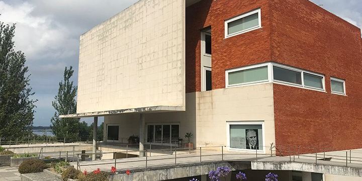 阿威羅大學