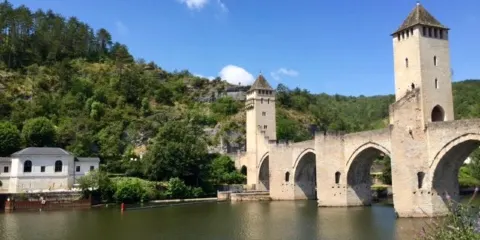Maison de l'eau et Fontaine des Chartreux