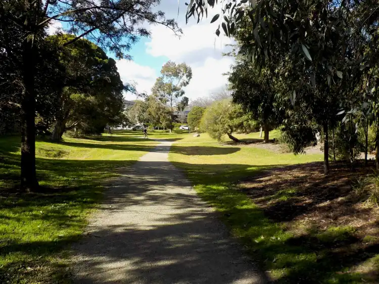 Glen Iris
