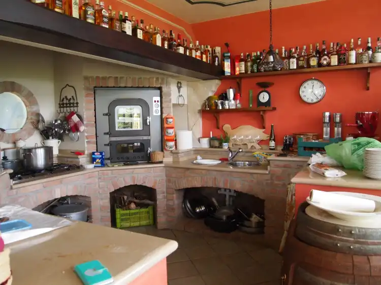 Hotels in Sarezzano