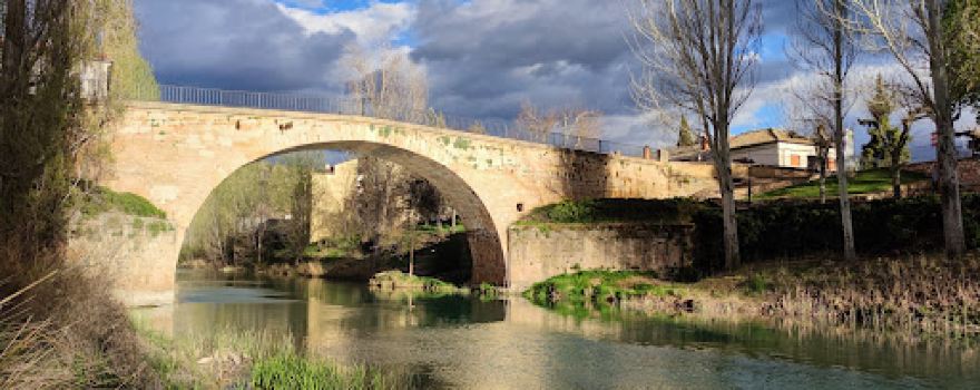 Puente sobre el río Tajo