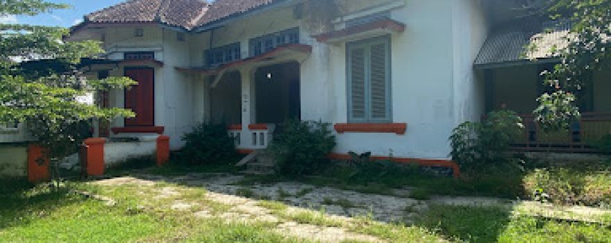 BLK hall Klampok