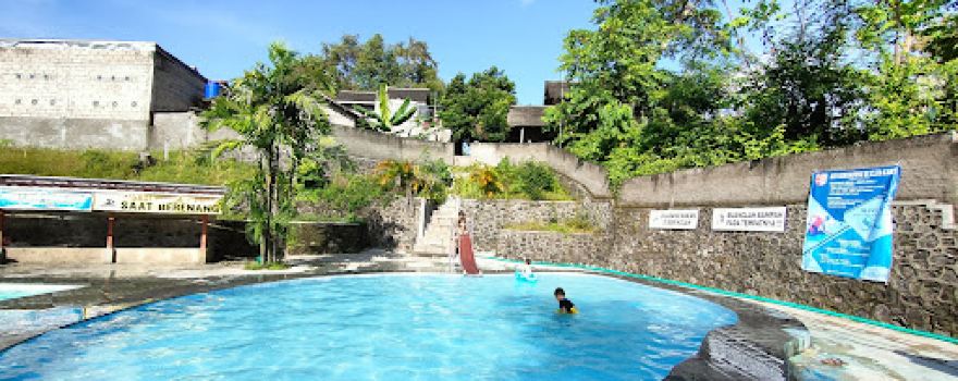 Ledok Pereng Swimming Pool